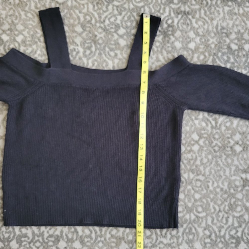 Kendall & Kylie Crop Top Long Sleeve Top - Picture 5 of 7